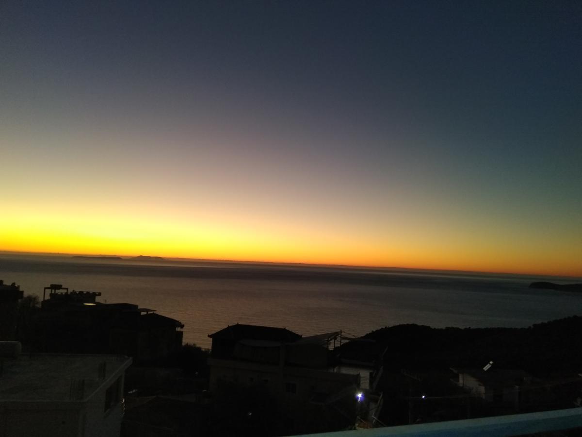 Villa Bianca Piqeras Bagian luar foto